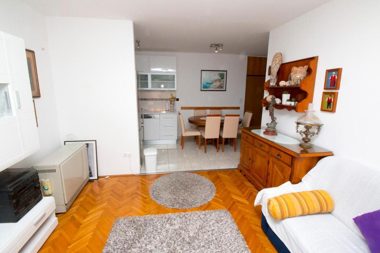 Apartman Seka Omiš Buitenkant foto